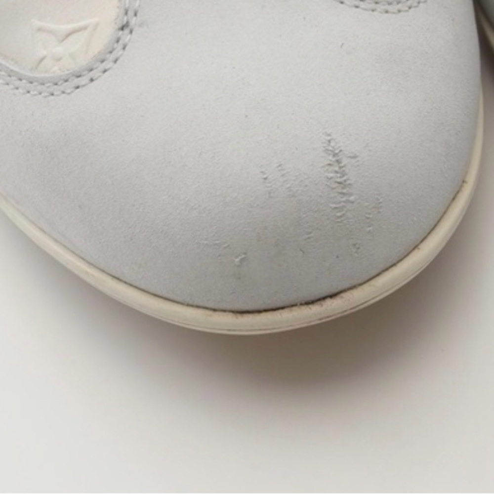 Louis Vuitton White and Light Gray Women's Lace-Up Sneakers - Picture 4 of 6